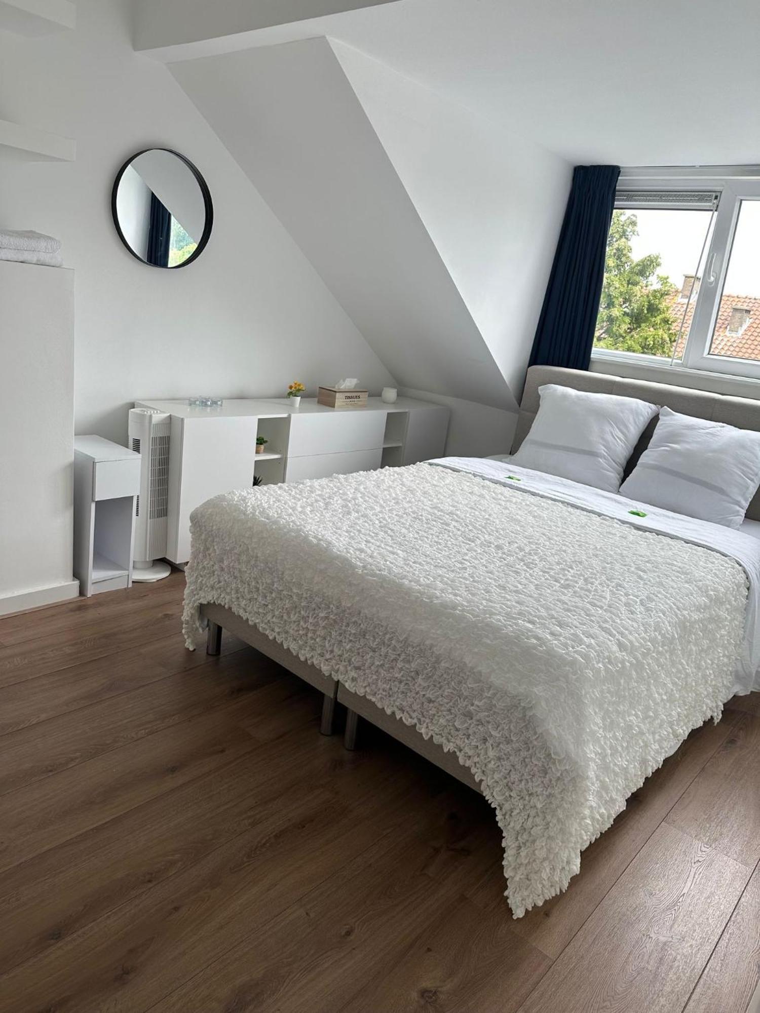 Rotterdam City Stay Pokoj fotografie